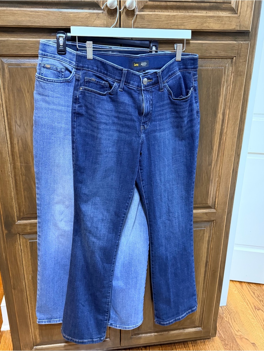 2 PAIR- Lee Women’s Dark Blue & Light Blue Straight-Leg Jeans - size 10